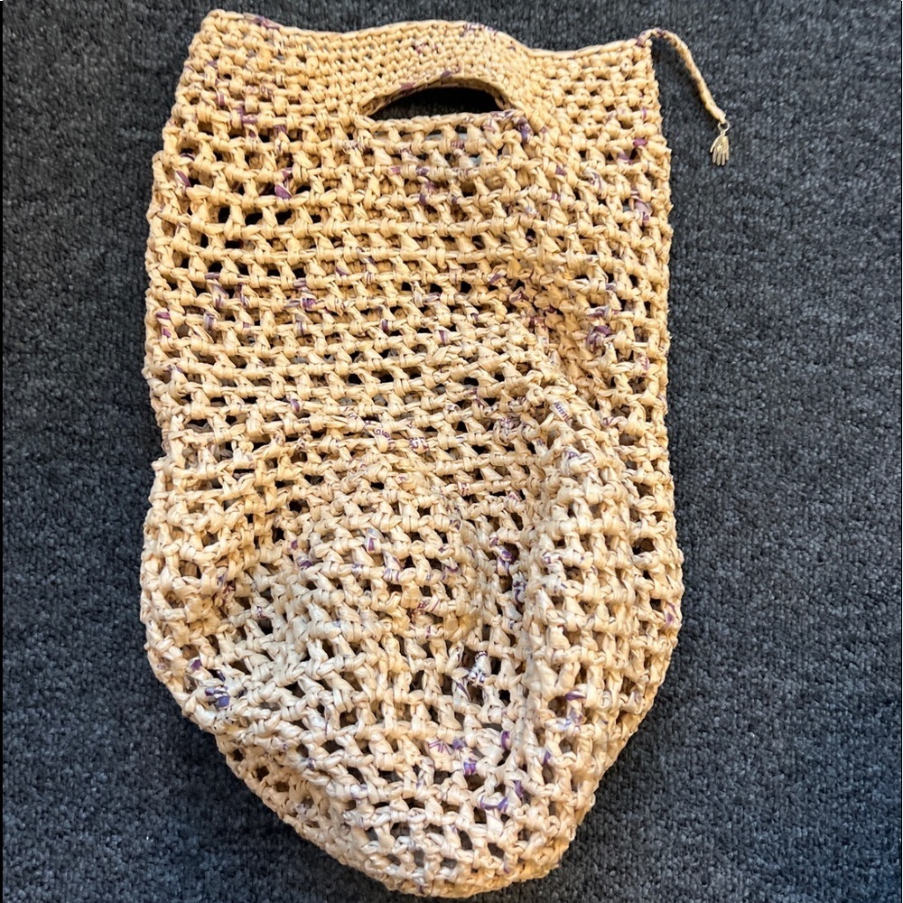 Tan Woven Straw Bag Bucket Shopper Beach Tote Boho Purple Details